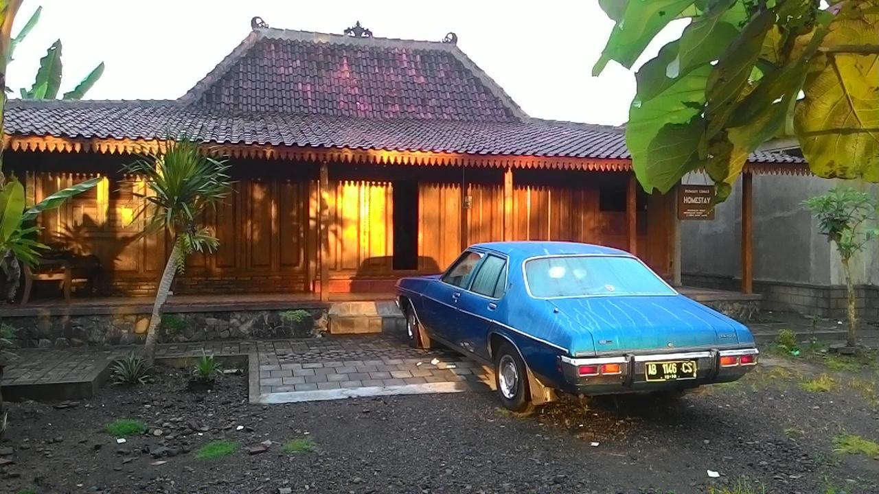 Rumah Limas Jogjakarta Buitenkant foto